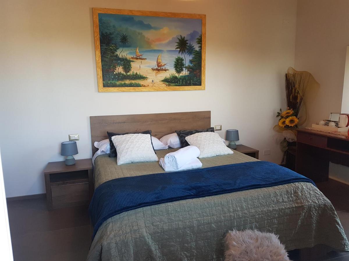 Mazzi House Garden Hotel ดอสโซบัวโน ภายนอก รูปภาพ