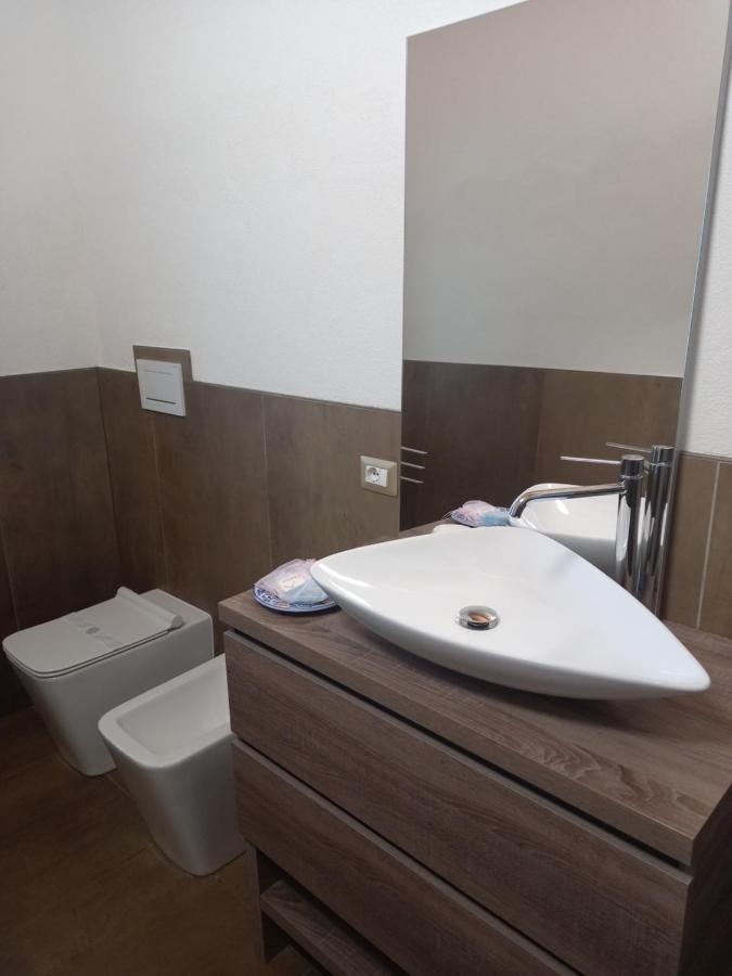 Mazzi House Garden Hotel ดอสโซบัวโน ภายนอก รูปภาพ